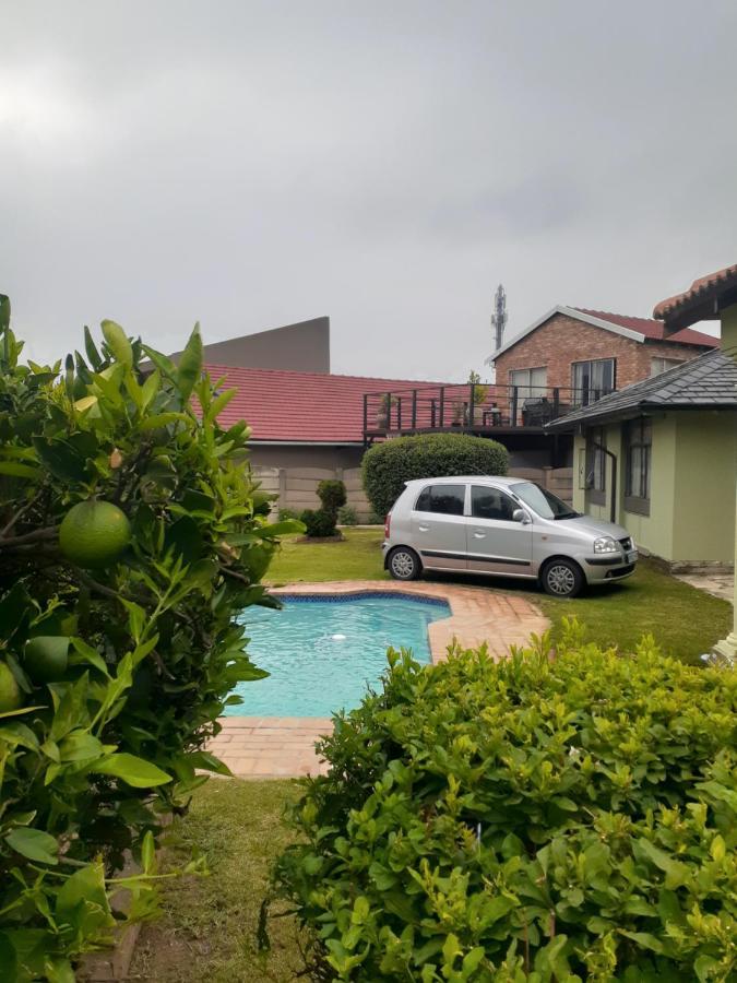 Ruros Guest House Kempton Park Exterior foto